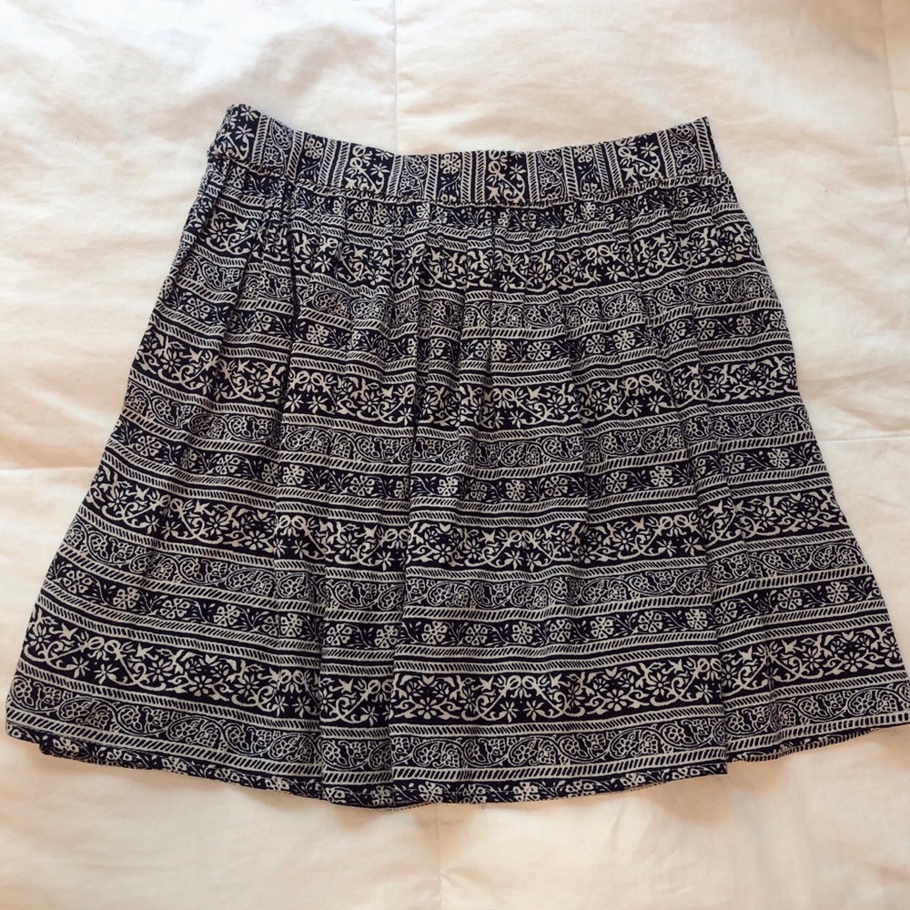 Blue and white beach print skirt from forever 21